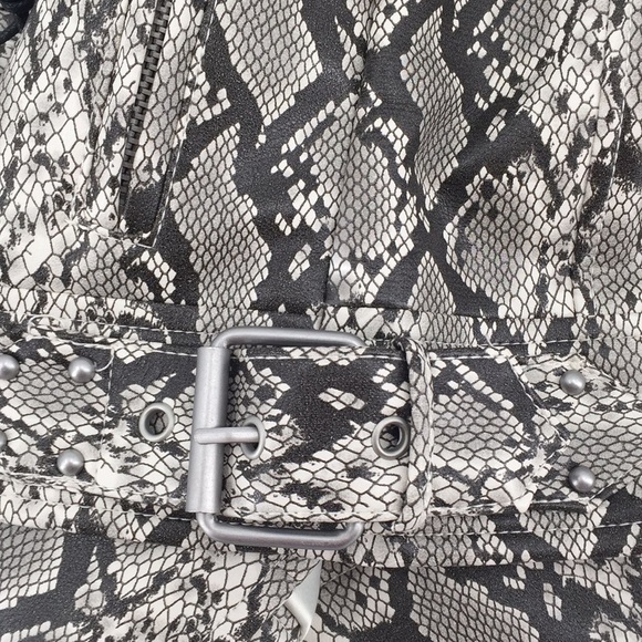 BLANK NYC Moto Jacket Snakeskin Blank NYC cropped Faux Leather black white XS - Picture 7 of 12